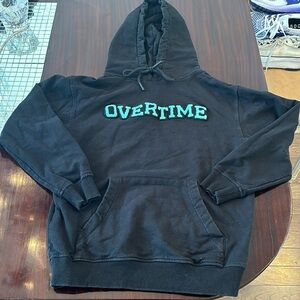 OVERTIME BASKETBALL 2022 sweatshirt size small